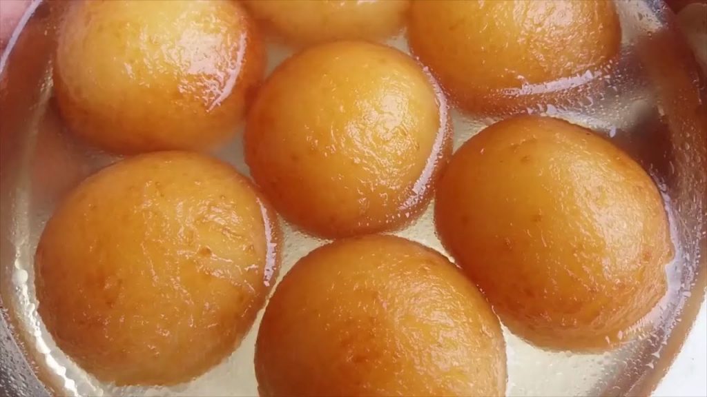 घर में बने ये गुलाबजामुन आपकी राखी को बनाएंगे और ज्यादा स्पेशल | suji k gulab jamun