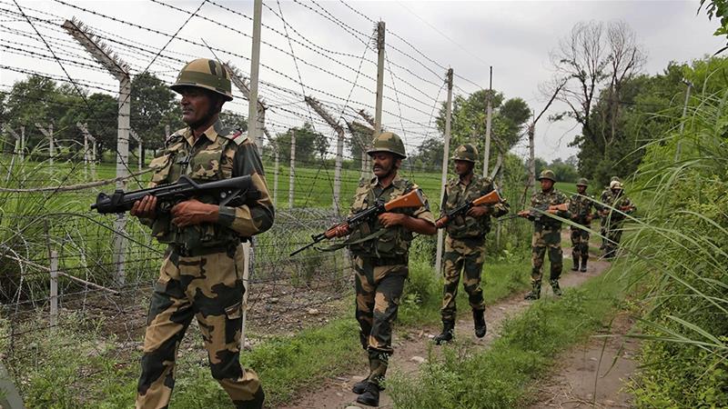 LOC: पाक की घुसपैठ रोकने के लिए अतिरिक्त 3 हजार जवानों की तैनाती | indian army at loc