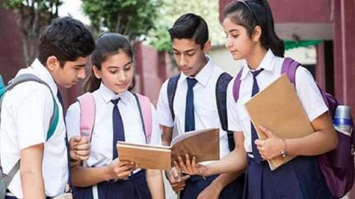 4 मई से होंगी CBSE की बोर्ड परीक्षाएं, 15 जुलाई को आएगा रिजल्ट, शिक्षा मंत्री ने की घोषणा | students