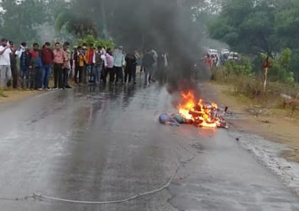 बांसवाड़ाः 11केवी का तार टूटकर स्कूटी पर गिरा, महिला की जिंदा जलने से मौत | banswara 1