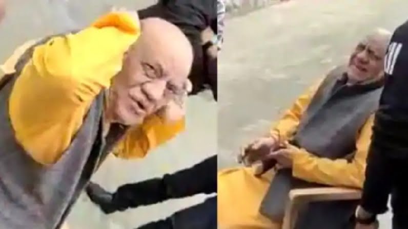 वाराणसीः छेड़छाड़ के आरोप में भाजपा के पूर्व विधायक की पिटाई, वीडियो वायरल 2 वाराणसीः छेड़छाड़ के आरोप में भाजपा के पूर्व विधायक की पिटाई, वीडियो वायरल | Maya Shankar