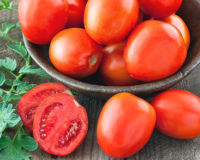 10 Desi Beauty Tips for Glowing Skin - tomatoes